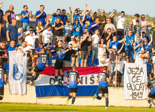 Fotografija 4 - FOTO Nogometaši DOŠK-a u srijedu protiv Kaštelana za ulazak u četvrti rang, a možda su već tamo