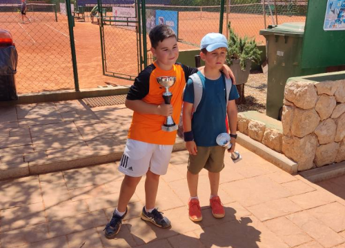 Fotografija 9 - U sklopu MDF-a održan teniski turnir za najmlađe na Šubićevcu