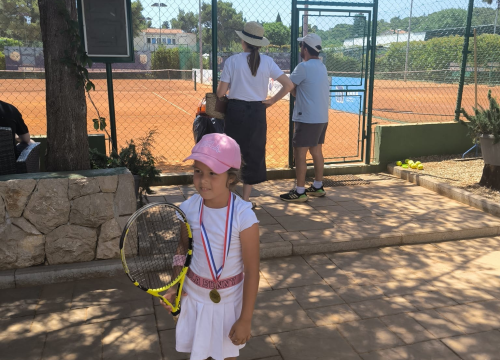 Fotografija 18 - U sklopu MDF-a održan teniski turnir za najmlađe na Šubićevcu