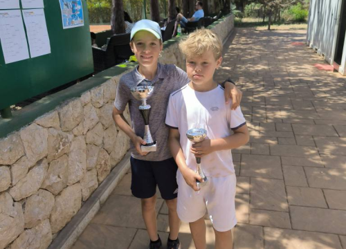 Fotografija 8 - U sklopu MDF-a održan teniski turnir za najmlađe na Šubićevcu