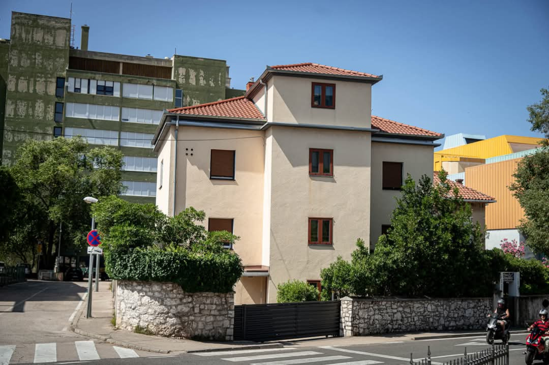 Baldekin 1 – Srce urbanog Šibenika