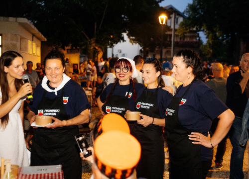 Fotografija 3 - Održan Prominski bronzin: Spoj običaja, gastronomije i zajedništva