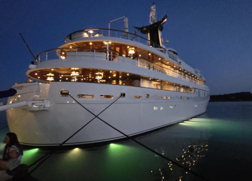 Fotografija 1 - Jahta vrijedna 80 milijuna dolara vlasnika Alibabe mami poglede u šibenskoj luci