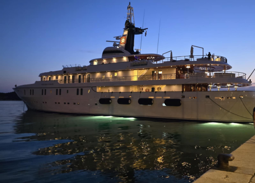 Fotografija 4 - Jahta vrijedna 80 milijuna dolara vlasnika Alibabe mami poglede u šibenskoj luci