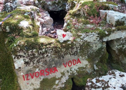 Fotografija 5 - 'Mihovilci' obnovili markacije na Kijevskom Kozjaku