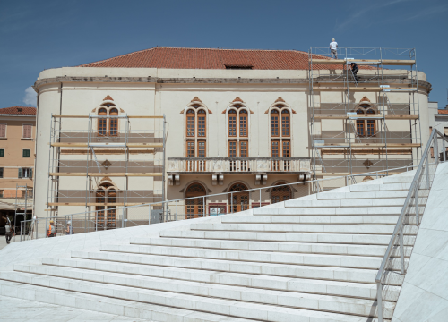 Fotografija 2 - Razglednica iz Šibenika: Između skela, baštine i turista
