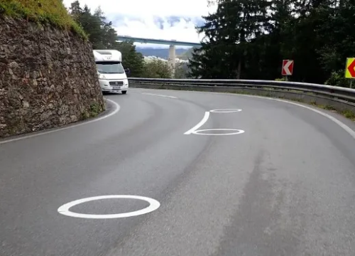 Znate li čemu služe ovi krugovi na cesti?