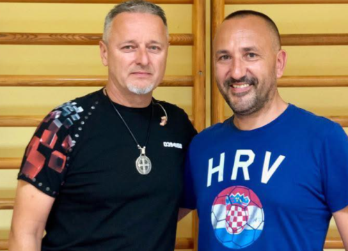 Zekanović: 'Pa nije Thompson 91. godine Čavoglave trebao početi sa 'Dobar dan, tuče Thompson, kalašnjikov'