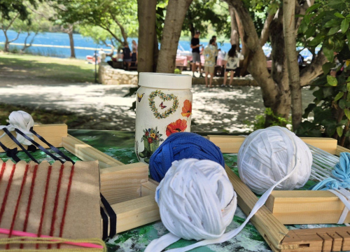 Fotografija 5 - Tradicijsko tkanje i vretenci oduševili posjetitelje NP Krka