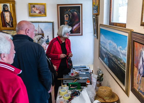 Likovna kolonija Danilo'25: Likovne radionice, izložba, pjesničke večeri i druženje uz glazbu