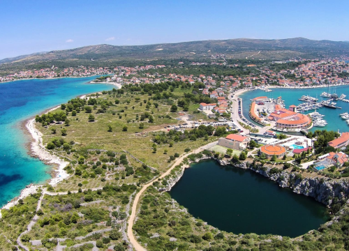 Fotografija 4 - Legenda o krvoločnom zmaju Murinu s dna rogozničkog jezera