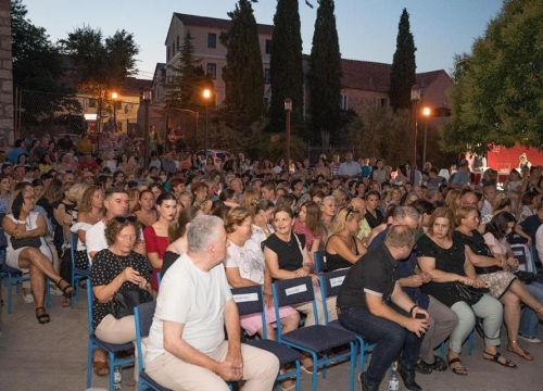 GOODfest u Drnišu slavi peto izdanje uz kazalište, glazbu i zajedništvo