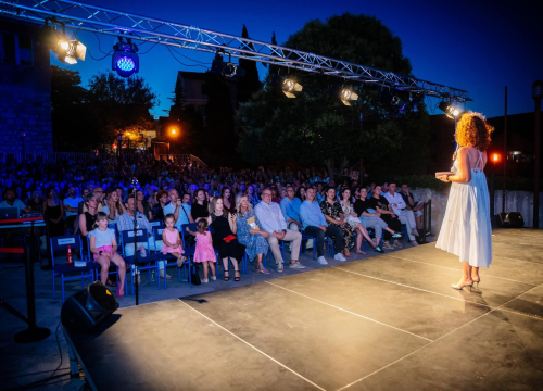 Fotografija 12 - Svečano otvoren GOODfest u Drnišu: Kazalište, glazba i kultura ponovno u središtu grada