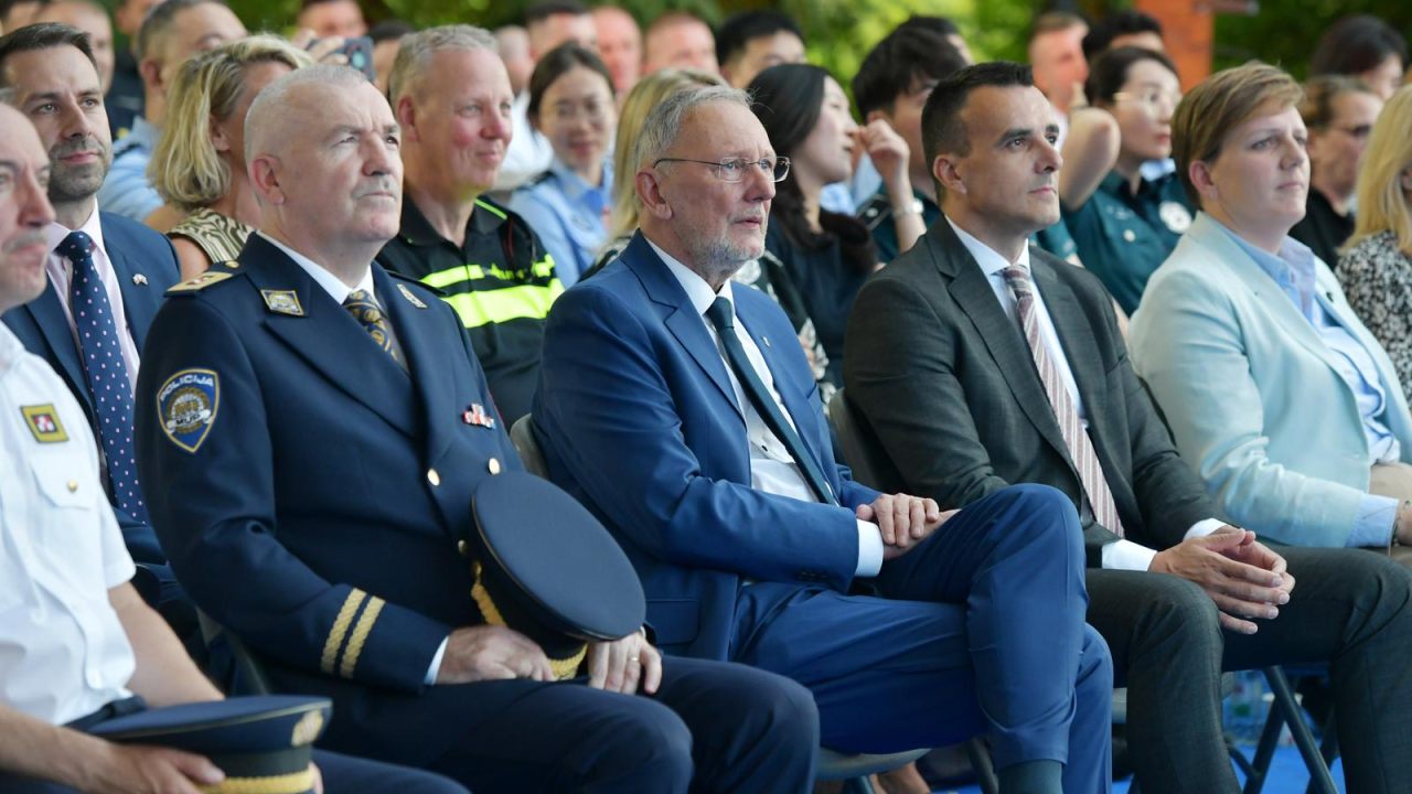 Dobrodošlica na Skradinskom buku: 20 godina projekta 'Sigurna turistička destinacija'