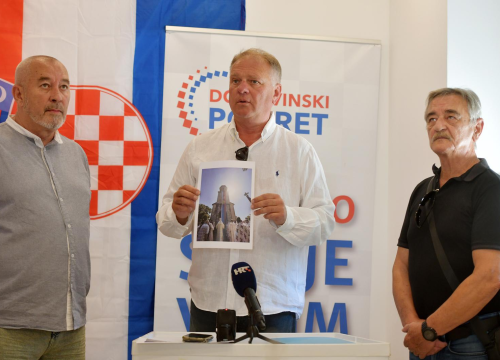 Neprimjereni spomenici na groblju kod Knina: 'Poginuo za otadžbinu i prikazan u odori okupatorske vojske'