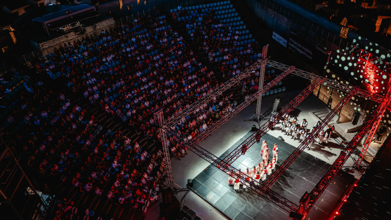 Ansambl LADO oduševio šibensku publiku