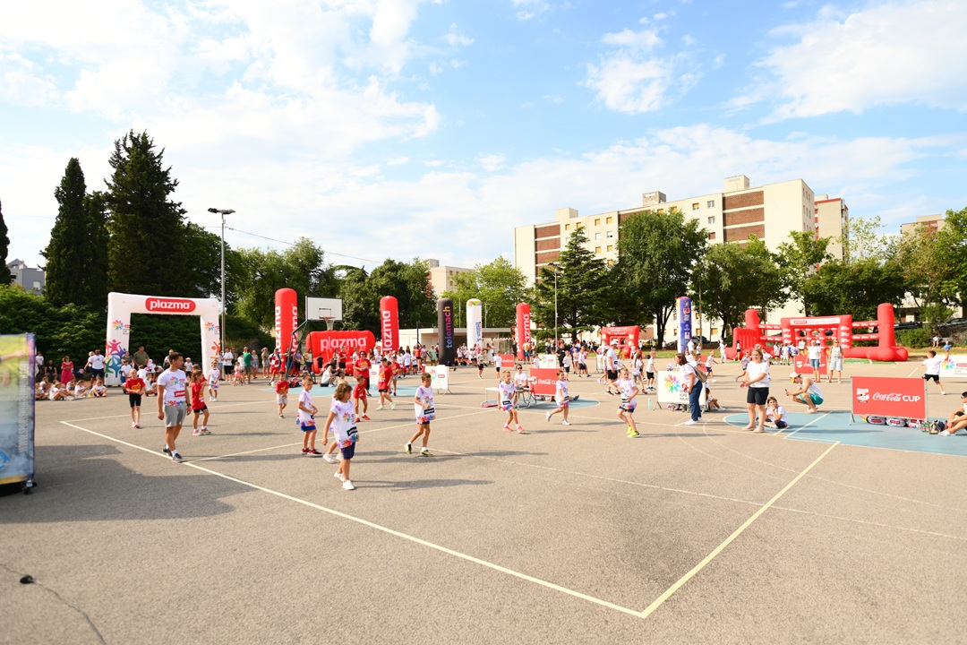 FOTO Na Plazma Sportskim igrama mladih 2 tisuće djece - pristigli sudionici iz naše županije