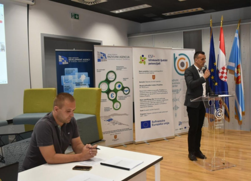 Fotografija 1 - Održana završna konferencija projekta 'Izrada socijalnog plana Šibensko-kninske županije'