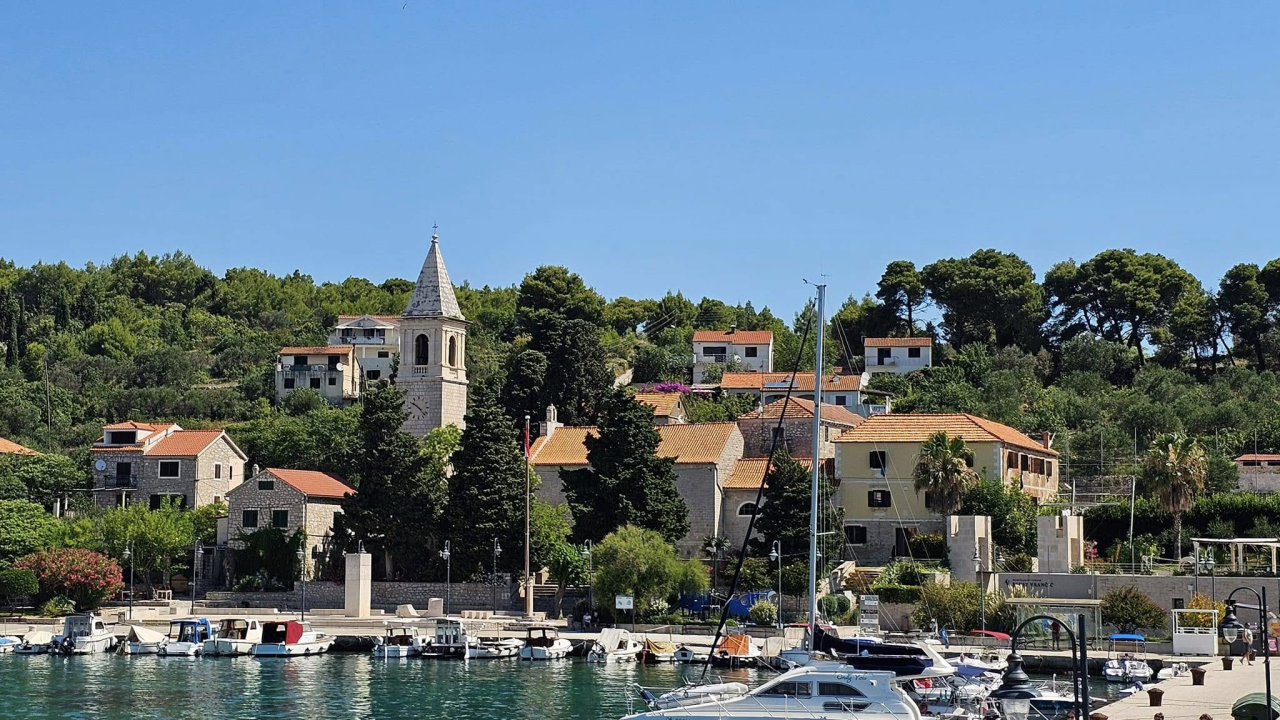 Milenijska fotografija i promocija knjige posvećene košarkaškom klubu 'Mareta'