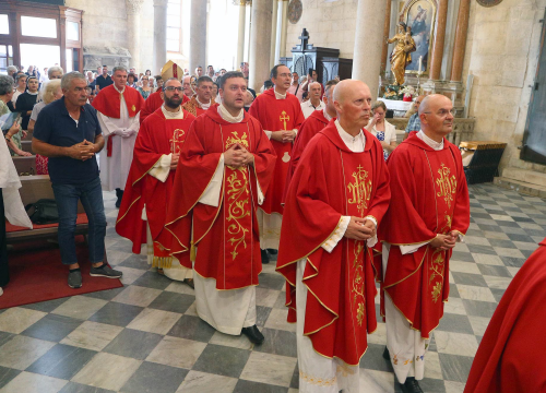 Fotografija 7 - Svečano proslavljena svetkovina sv. Jakova u Šibeniku