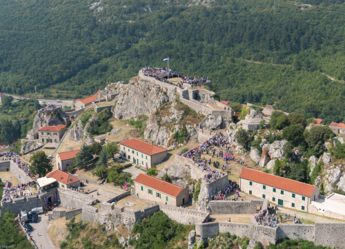 Objavljeno istraživanje o žrtvama Oluje: 'Slavi se mimohodom, a vezana je za egzodus i ubijanje'