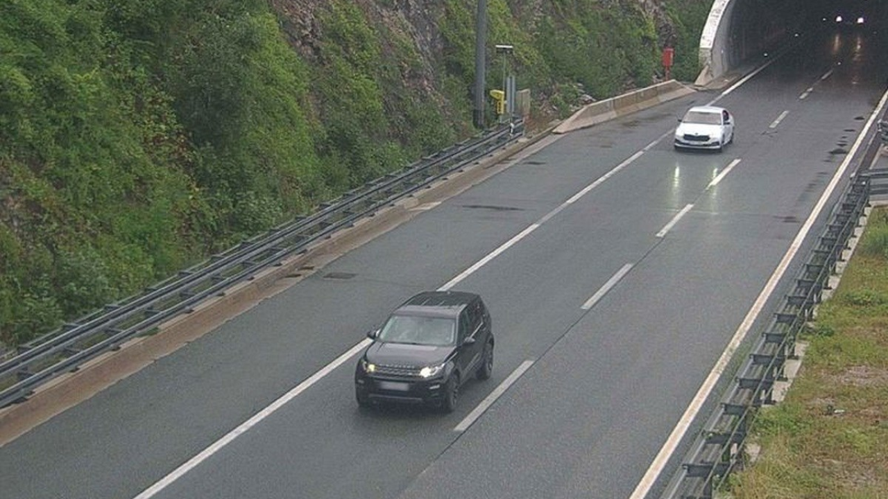 Ograničenja zbog vjetra, kolnici mokri i skliski