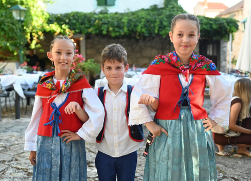 Fotografija 17 - Murterski pir i ove godine oduševio mještane i goste