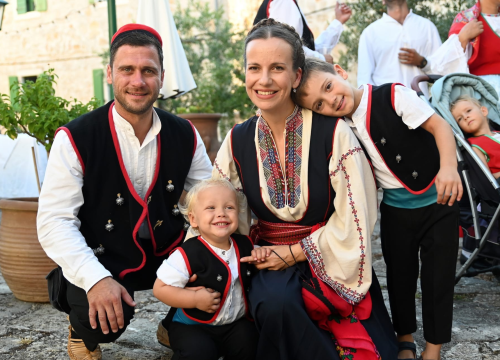 Fotografija 14 - Murterski pir i ove godine oduševio mještane i goste