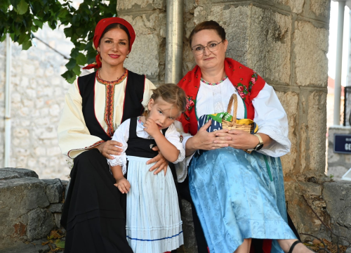 Fotografija 20 - Murterski pir i ove godine oduševio mještane i goste