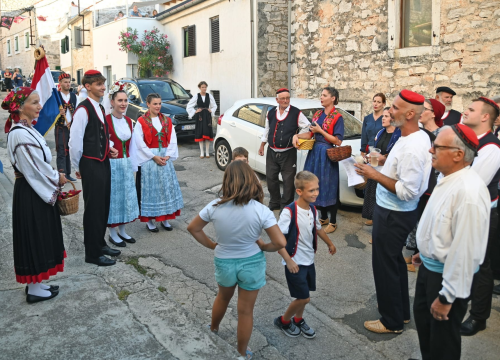 Fotografija 11 - Murterski pir i ove godine oduševio mještane i goste
