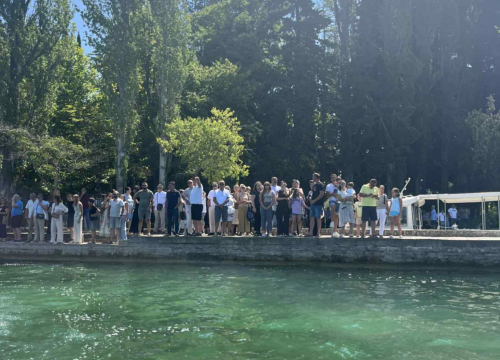 Fotografija 2 - Misa i molitva u srcu Krke: Proslava Gospe od Anđela na Visovcu okupila brojne vjernike