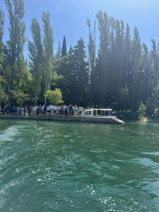 Misa i molitva u srcu Krke: Proslava Gospe od Anđela na Visovcu okupila brojne vjernike