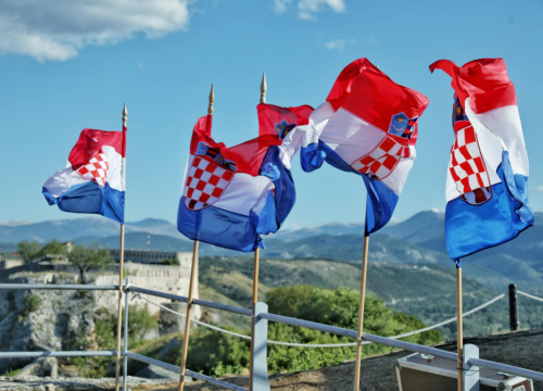 Fotografija 7 - Obilježavanje 30. obljetnice Oluje na Kninskoj tvrđavi i ulicama Knina