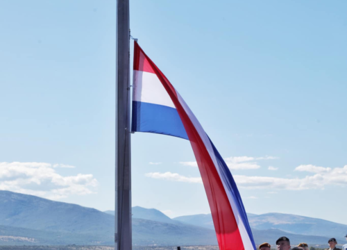 Fotografija 11 - Obilježavanje 30. obljetnice Oluje na Kninskoj tvrđavi i ulicama Knina
