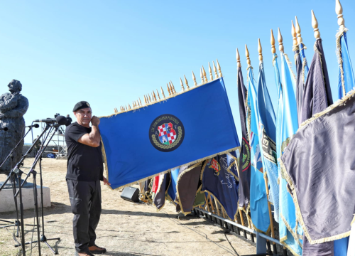 Fotografija 41 - Obilježavanje 30. obljetnice Oluje na Kninskoj tvrđavi i ulicama Knina