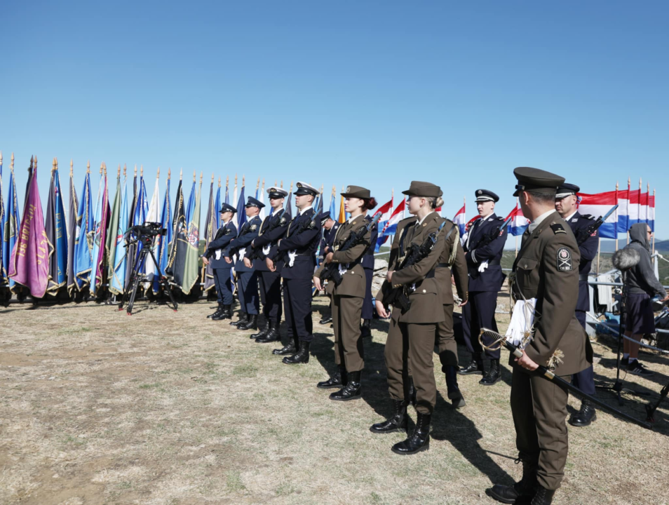 Obilježavanje 30. obljetnice Oluje na Kninskoj tvrđavi i ulicama Knina
