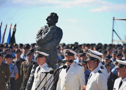 Fotografija 44 - Obilježavanje 30. obljetnice Oluje na Kninskoj tvrđavi i ulicama Knina