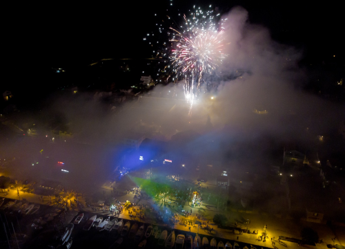 Fotografija 8 - FOTO Jezera spremna za spektakl: Ne propustite Ribarsku feštu uz Crvenu jabuku i dalmatinske okuse!