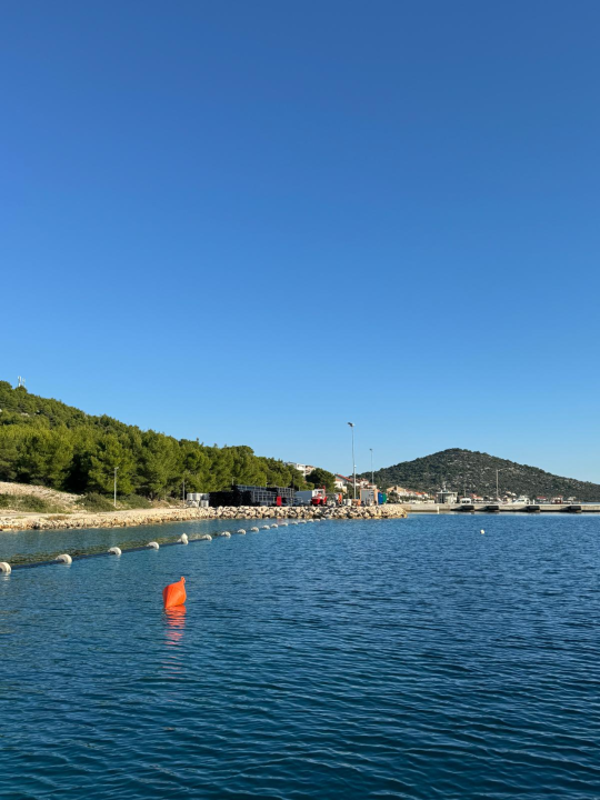 Voda stiže na Žirje, Kaprije i Obonjan: Najduži podmorski cjevovod položen 70 metara pod morem