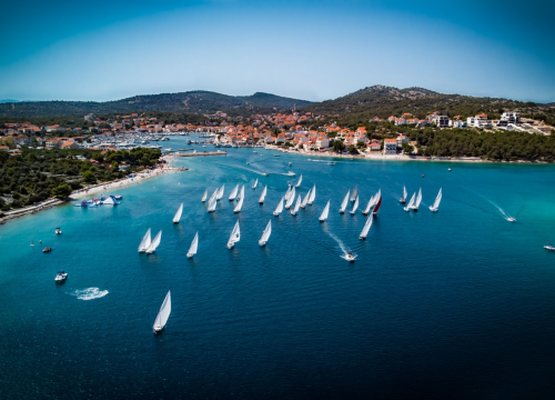 Fotografija 18 - FOTO Jezera spremna za spektakl: Ne propustite Ribarsku feštu uz Crvenu jabuku i dalmatinske okuse!