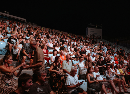 Fotografija 61 - Kyoto Jazz Massive u proširenom sastavu oduševio publiku na tvrđavi sv. Mihovila