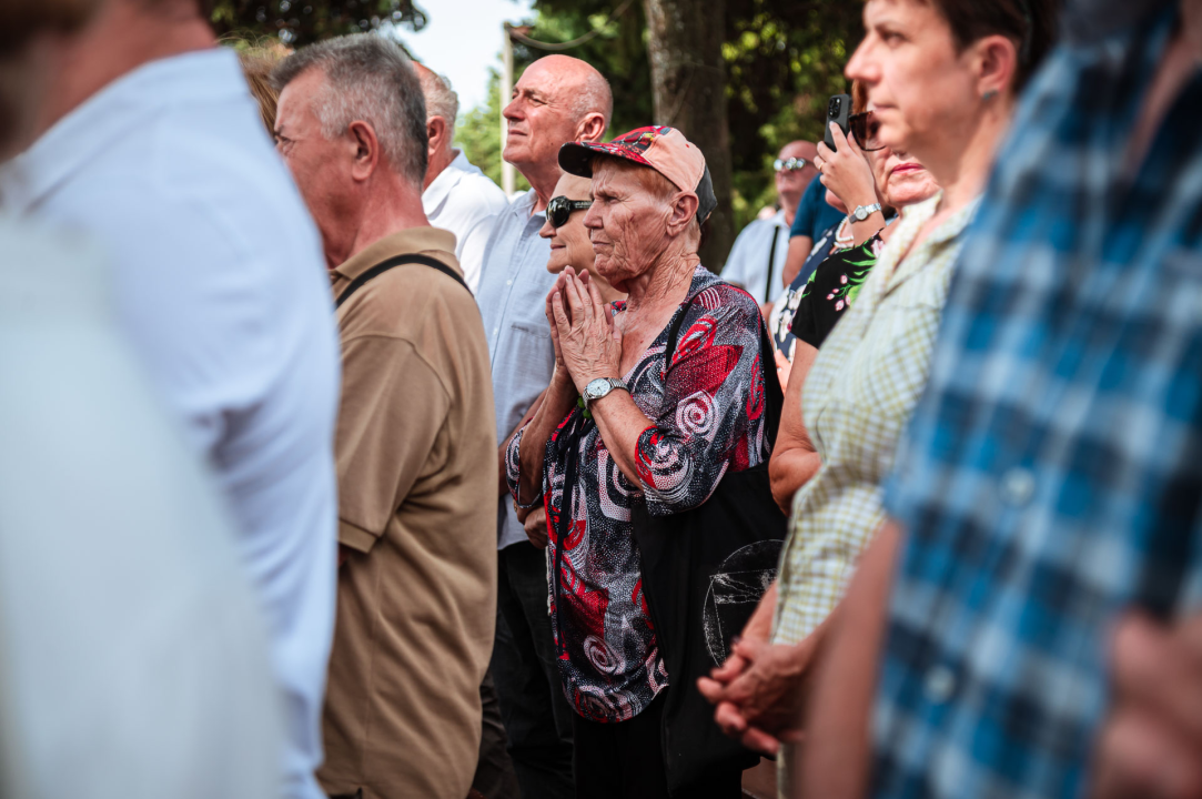 FOTO Blagdan Velike Gospe u Vrpolju: Brojni vjernici okupili su se jutros na svečanom misnom slavlju
