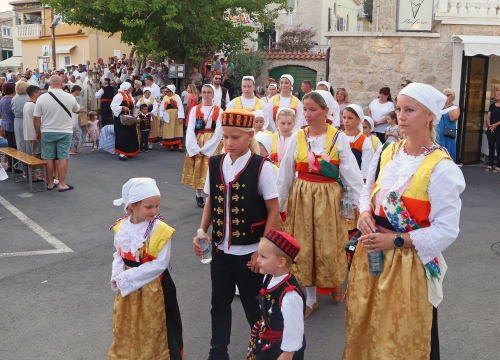 Fotografija 16 - Tribunj svečano proslavio blagdan Velike Gospe