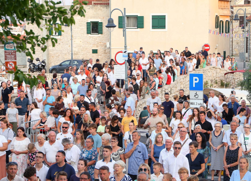 Fotografija 5 - Tribunj svečano proslavio blagdan Velike Gospe