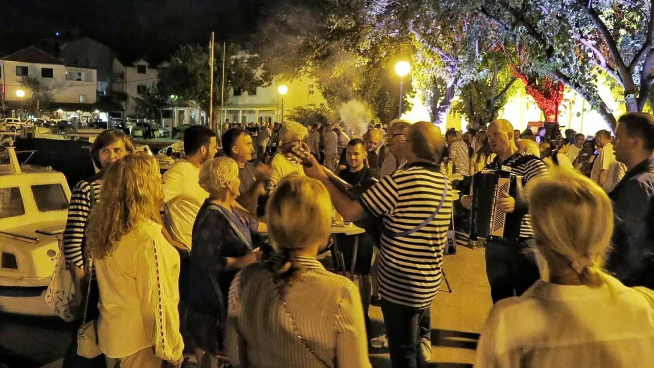 Kraj kolovoza rezerviran je za tradicionalnu Zatonsku pidočijadu