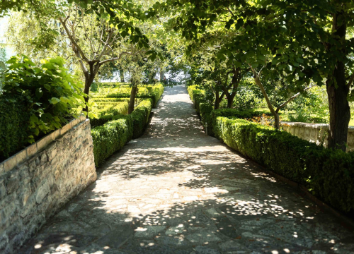 Fotografija 7 - Visovac – Gospin otok duhovnosti i tišine u srcu Krke