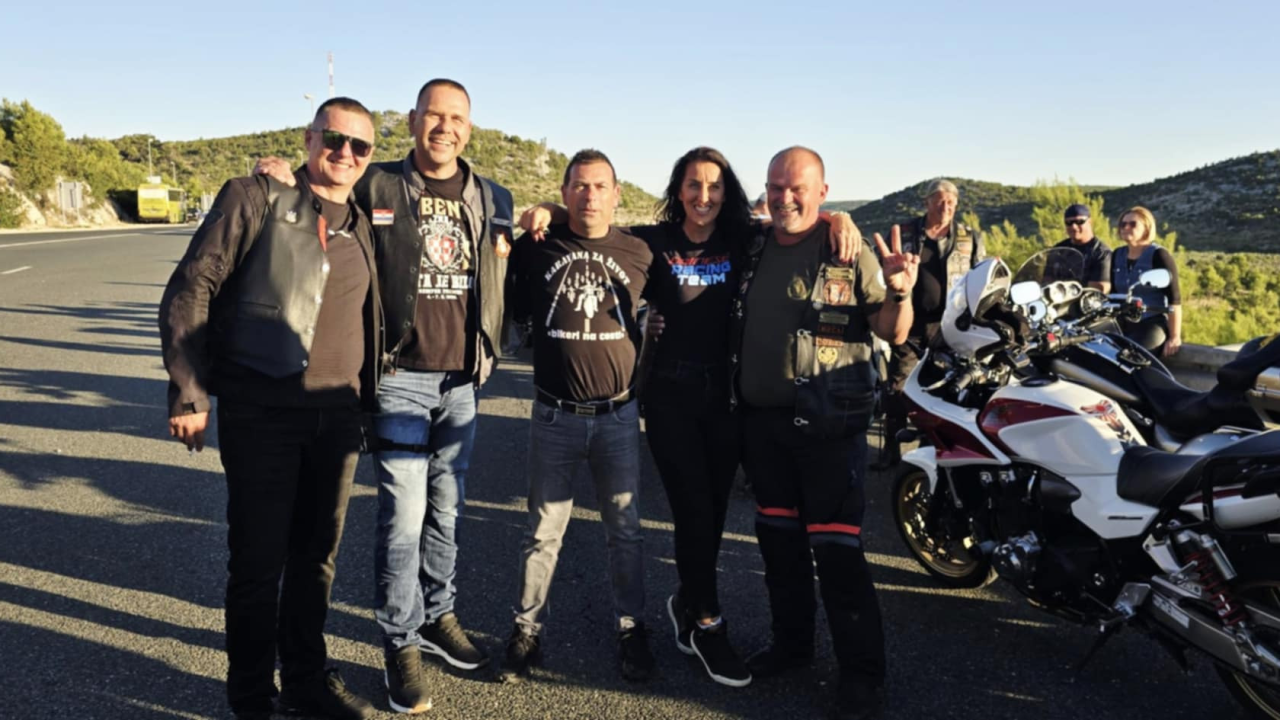 Šibenski bajkeri prosvjedovali na naplatnim kućicama: 'Želimo sigurnije ceste za sve motocikliste'