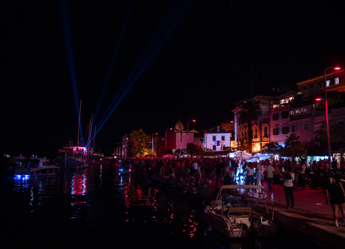 Fotografija 16 - Šibenik impresivnim dron showom obilježio jubilarno izdanje manifestacije Light is life