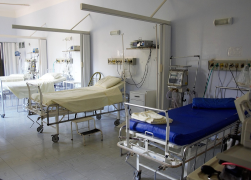 Francuske bolnice primile upute da se pripreme za 'veliki vojni angažman'