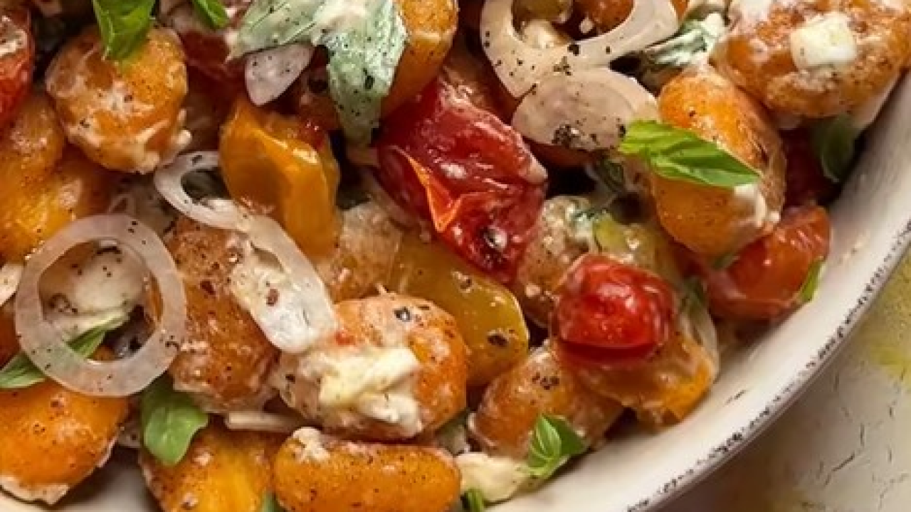 Pustite mašti na volju i napravite salatu od prženih njoka